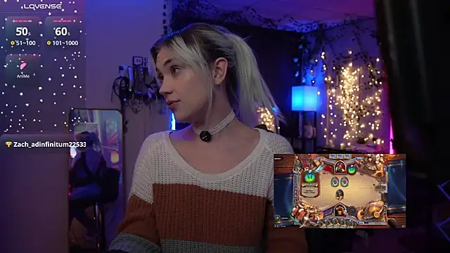 littlelune online show from 11-17-25, 01:22