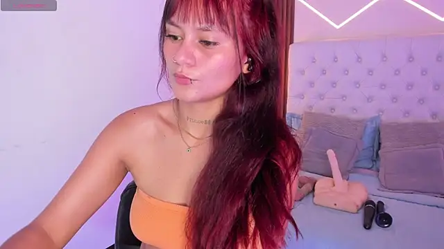 Snapshot of Miiaa_jones chatting on 05-15-26, 01:07 Miiaa jones online show from 05-15-26, 01:07