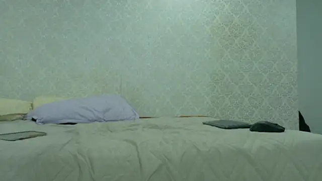 BeccaReedd online show from 11-20-25, 11:21