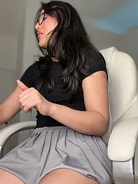 julieta jhonss online show from 03-16-26, 05:44