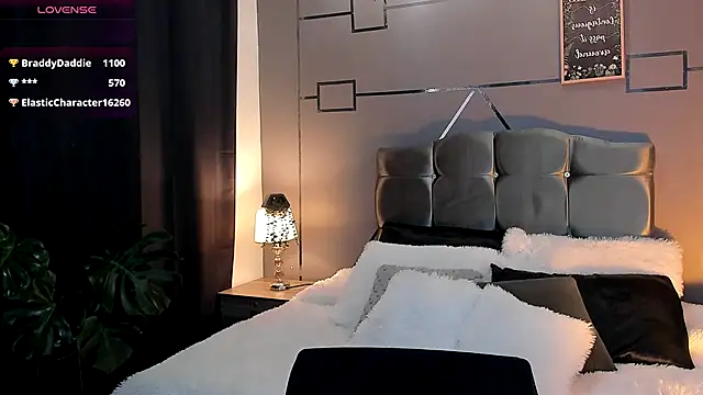 Christopher 77 online show from 11-27-25, 03:58