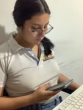 Velma star online show from 09-12-25, 10:59