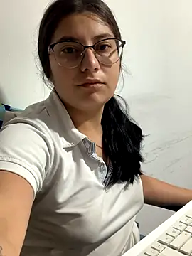 Velma star online show from 09-19-25, 11:33