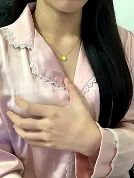 Snapshot of JennyQueen18 chatting on 11-20-25, 04:18 JennyQueen18 online show from 11-20-25, 04:18