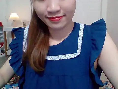 Snapshot of __Donna__ chatting on 10-12-25, 12:37 Donna online show from 10-12-25, 12:37