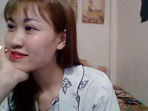 Snapshot of __Donna__ chatting on 10-21-25, 02:51 Donna online show from 10-21-25, 02:51