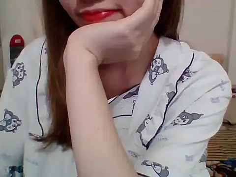 Snapshot of __Donna__ chatting on 11-12-25, 10:15 Donna online show from 11-12-25, 10:15