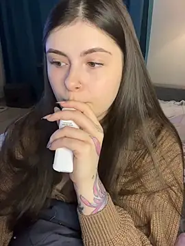 Lovely Waifu online show from 03-11-26, 11:27