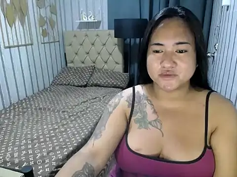 avamendez13 online show from 09-30-25, 02:00