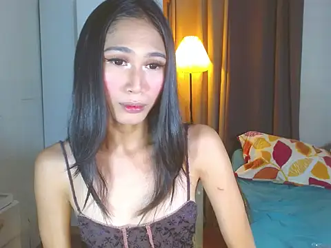 Snapshot of kittygurl124 chatting on 09-25-25, 12:36 kittygurl124 online show from 09-25-25, 12:36