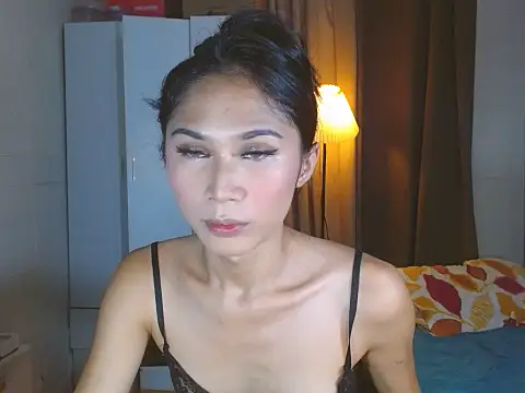 Snapshot of kittygurl124 chatting on 09-28-25, 12:16 kittygurl124 online show from 09-28-25, 12:16