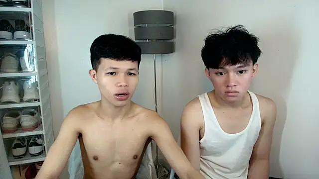 crazyasiantwink online show from 09-26-25, 05:44