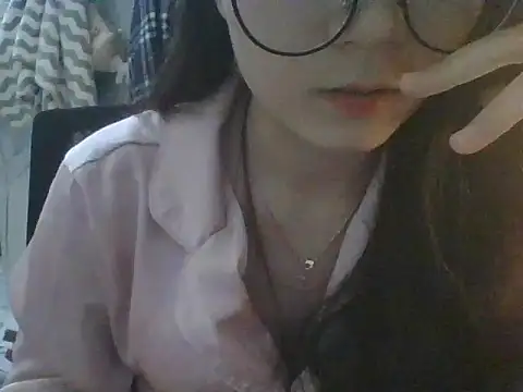 Linzly online show from 10-23-25, 05:12