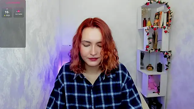 Snapshot of Elis_Cherry chatting on 09-10-25, 01:49 Elis Cherry online show from 09-10-25, 01:49