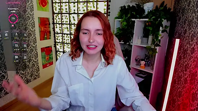 Snapshot of Elis_Cherry chatting on 09-22-25, 01:51 Elis Cherry online show from 09-22-25, 01:51