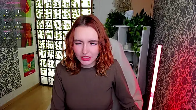 Snapshot of Elis_Cherry chatting on 10-19-25, 01:50 Elis Cherry online show from 10-19-25, 01:50