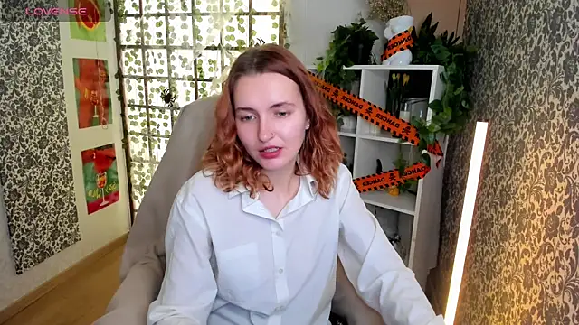 Snapshot of Elis_Cherry chatting on 11-12-25, 02:23 Elis Cherry online show from 11-12-25, 02:23