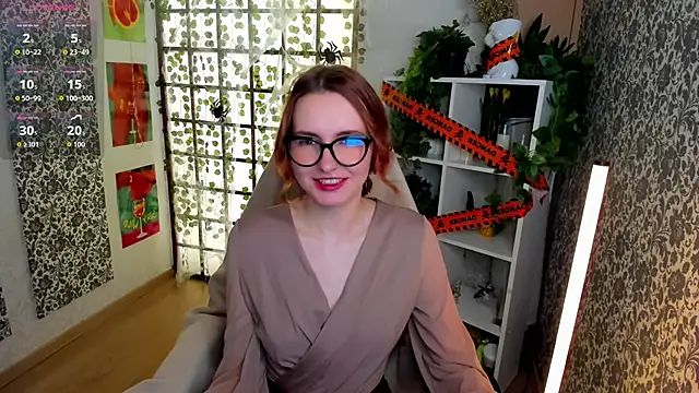 Snapshot of Elis_Cherry chatting on 11-17-25, 02:28 Elis Cherry online show from 11-17-25, 02:28