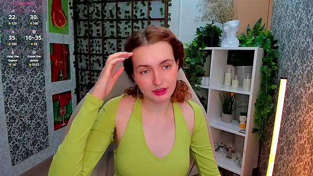 Snapshot of Elis_Cherry chatting on 12-15-25, 02:05 Elis Cherry online show from 12-15-25, 02:05