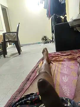 Snapshot of vichuhot chatting on 02-18-26, 06:26 vichuhot online show from 02-18-26, 06:26