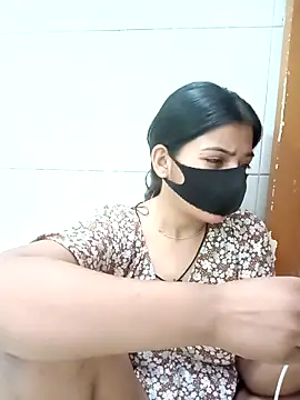 Snapshot of Hot_Jaanvi_ chatting on 09-13-25, 05:18 Hot Jaanvi online show from 09-13-25, 05:18