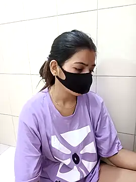 Snapshot of Hot_Jaanvi_ chatting on 09-17-25, 03:30 Hot Jaanvi online show from 09-17-25, 03:30