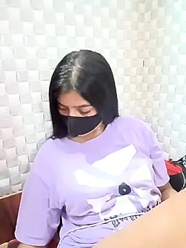 Snapshot of Hot_Jaanvi_ chatting on 10-21-25, 05:41 Hot Jaanvi online show from 10-21-25, 05:41