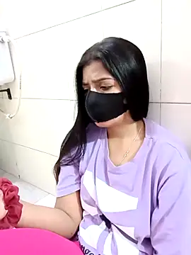 Snapshot of Hot_Jaanvi_ chatting on 10-22-25, 05:52 Hot Jaanvi online show from 10-22-25, 05:52