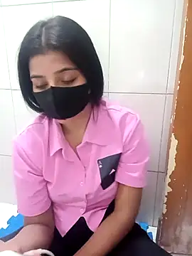 Snapshot of Hot_Jaanvi_ chatting on 10-27-25, 06:12 Hot Jaanvi online show from 10-27-25, 06:12