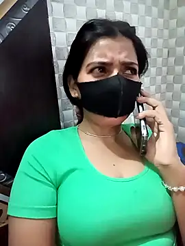 Snapshot of Hot_Jaanvi_ chatting on 11-02-25, 05:04 Hot Jaanvi online show from 11-02-25, 05:04