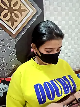 Snapshot of Hot_Jaanvi_ chatting on 11-13-25, 04:39 Hot Jaanvi online show from 11-13-25, 04:39