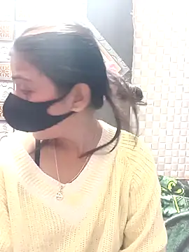 Snapshot of Hot_Jaanvi_ chatting on 12-15-25, 06:28 Hot Jaanvi online show from 12-15-25, 06:28