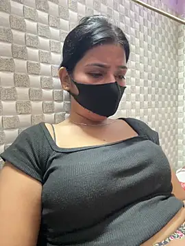 Snapshot of Hot_Jaanvi_ chatting on 06-14-26, 05:04 Hot Jaanvi online show from 06-14-26, 05:04