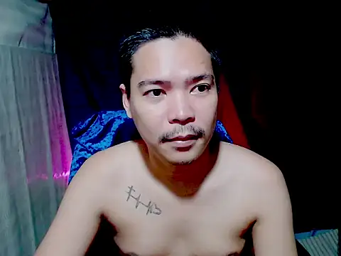 Snapshot of MANIACasianX chatting on 11-26-25, 11:55 MANIACasianX online show from 11-26-25, 11:55