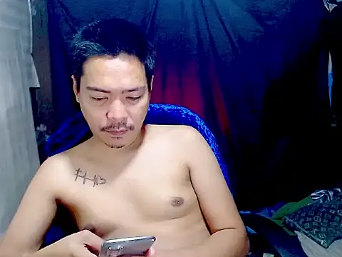 Snapshot of MANIACasianX chatting on 12-03-25, 11:25 MANIACasianX online show from 12-03-25, 11:25