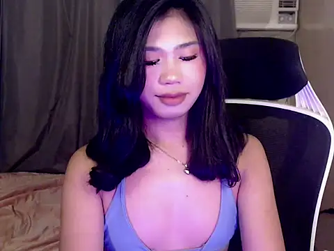 Snapshot of KathRouge chatting on 07-03-26, 10:32 KathRouge online show from 07-03-26, 10:32