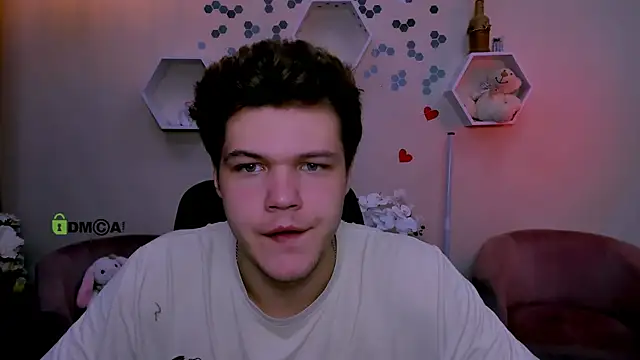 Snapshot of lucas_long_ chatting on 09-27-25, 07:08 lucas long online show from 09-27-25, 07:08
