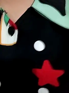 Snapshot of Harmony92 chatting on 11-12-25, 10:41 Harmony92 online show from 11-12-25, 10:41