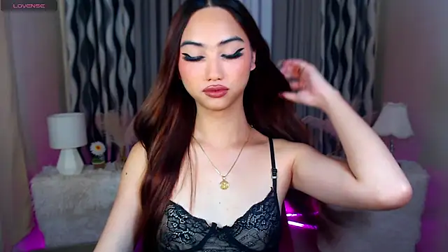 Kiah Wyatt online show from 11-08-25, 05:29