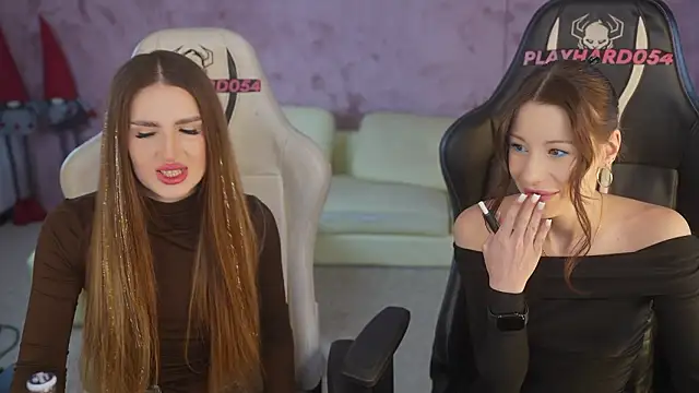 Selena Glow online show from 02-06-26, 11:41