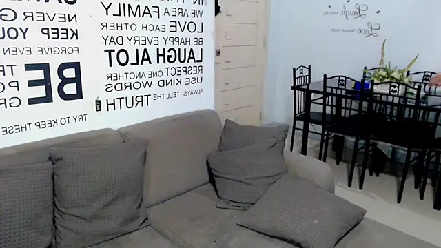 LovelyQueen69 online show from 02-15-26, 03:58