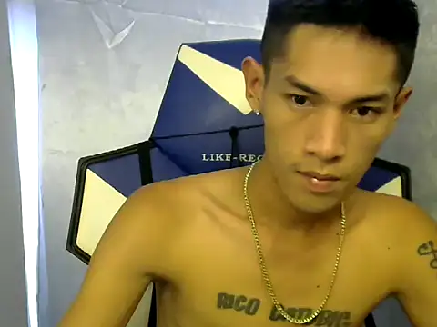 Snapshot of riks_tyler chatting on 09-11-25, 02:55 riks tyler online show from 09-11-25, 02:55