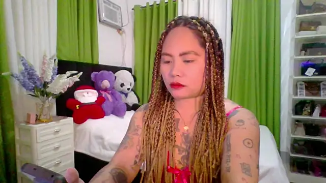 Snapshot of EstellaStarXxx chatting on 11-11-25, 03:56 EstellaStarXxx online show from 11-11-25, 03:56