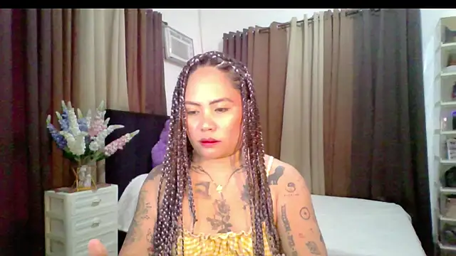 Snapshot of EstellaStarXxx chatting on 11-25-25, 12:21 EstellaStarXxx online show from 11-25-25, 12:21