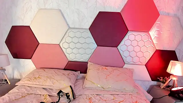 Snapshot of ArielleWilde chatting on 09-29-25, 02:16 ArielleWilde online show from 09-29-25, 02:16