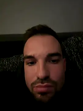 Snapshot of trylee chatting on 10-05-25, 03:05 trylee online show from 10-05-25, 03:05