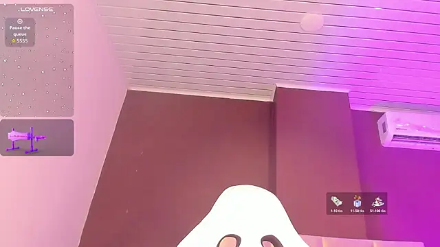 Snapshot of fallon_08 chatting on 11-28-25, 08:22 fallon 08 online show from 11-28-25, 08:22