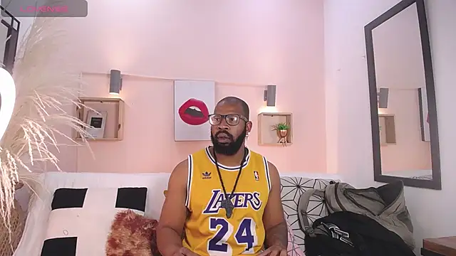 Snapshot of King_Malik chatting on 09-14-25, 01:10 King Malik online show from 09-14-25, 01:10