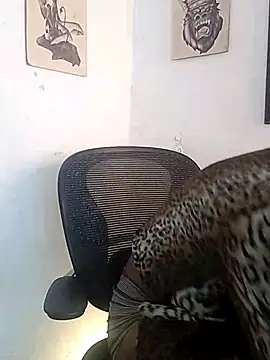 Snapshot of King_Malik chatting on 10-01-25, 03:07 King Malik online show from 10-01-25, 03:07