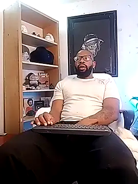 Snapshot of King_Malik chatting on 01-14-26, 12:33 King Malik online show from 01-14-26, 12:33